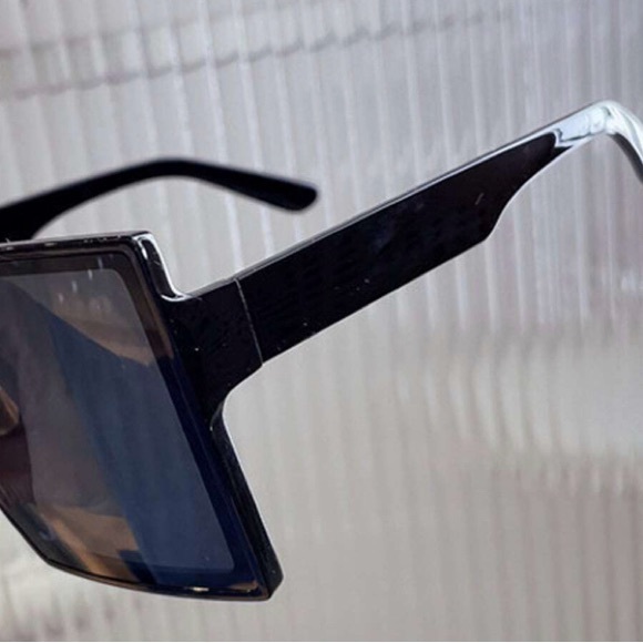 Black fashion sunglasses - Picture 7 of 8